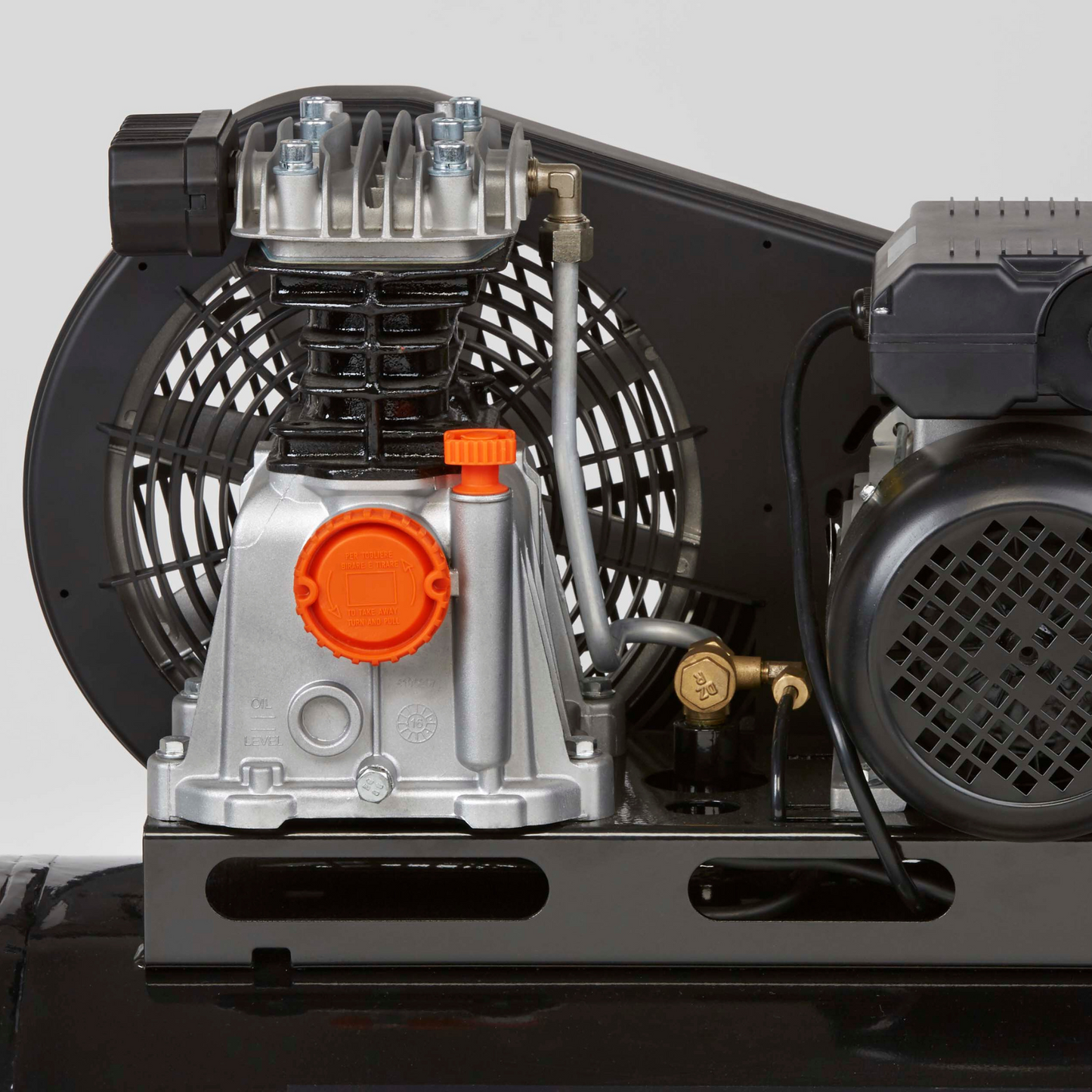 Kompresor Olejowy Black+Decker 2KM 100L 10Bar